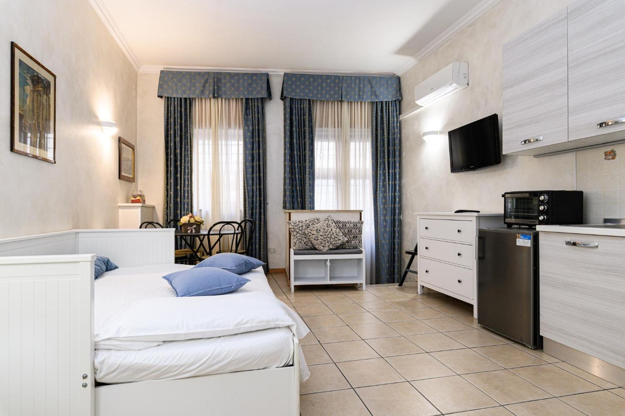 רומא Apartment Julia Guesthouse מראה חיצוני תמונה