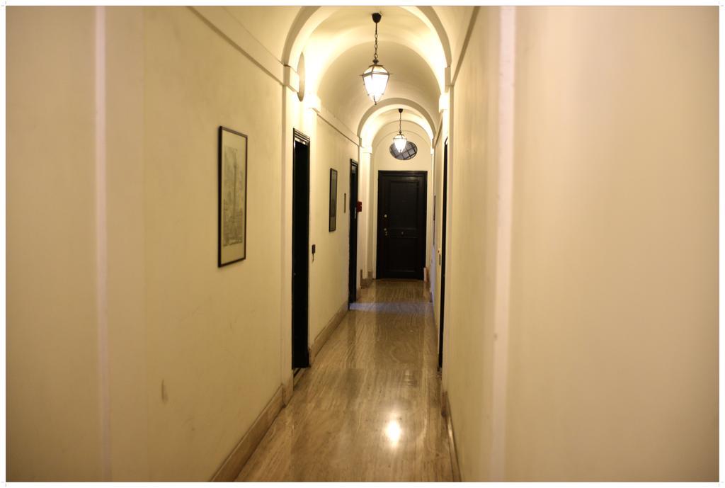 רומא Apartment Julia Guesthouse מראה חיצוני תמונה